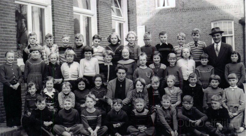 Schoolfoto Chr.school Buitensingel klas 3 1958.jpg